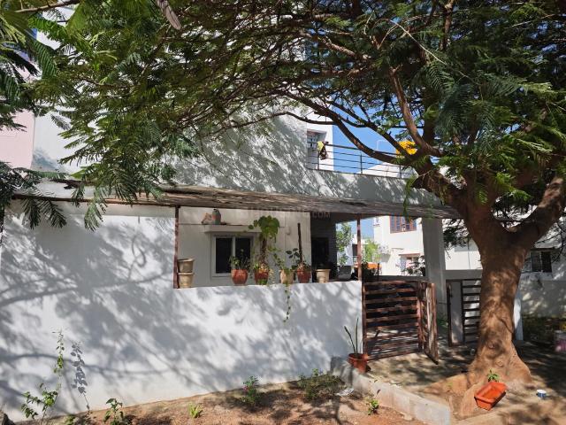 5 BHK Duplex in Chandapura for resale Bangalore. The reference number is 16579884
