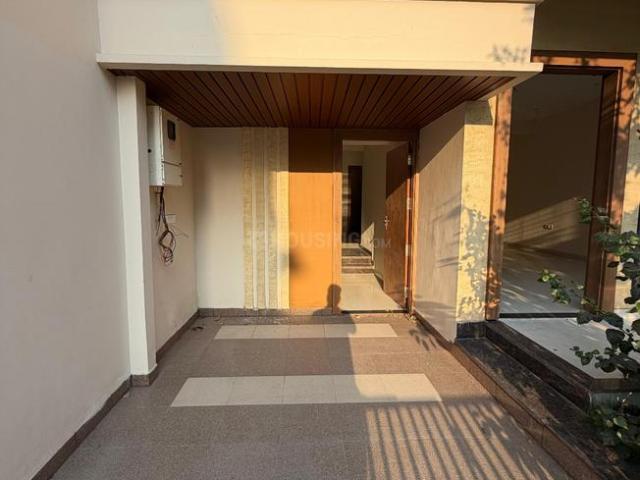 5 BHK Duplex in Gulmohar Colony for rent Bhopal. The reference number is 20070322