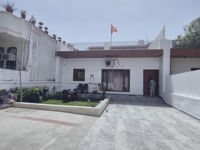 5 BHK Duplex in Saket for resale New Delhi. The reference number is 20606528