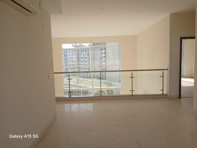 5 BHK Duplex in Sector 112 for resale Gurgaon. The reference number is 20297484