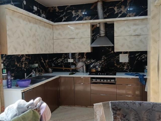 5 BHK Duplex in Sector 30 for resale Faridabad. The reference number is 19619412