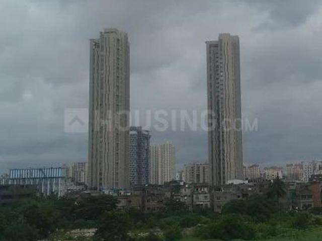 5 BHK Duplex in Tangra for resale Kolkata. The reference number is 19493405