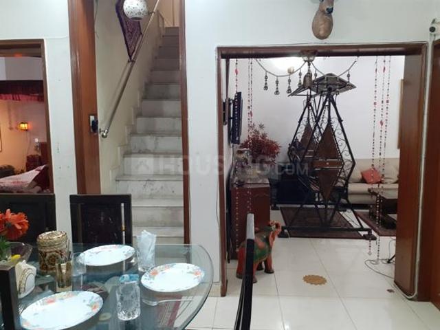 5 BHK Duplex in Vasant Kunj for resale South West Delhi. The reference number is 16942756