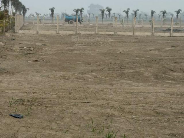 5 BHK Farm House in Tech Zone for resale Greater Noida. The reference number is 20332915