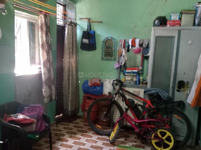 5 BHK Independent Builder Floor in Malad West for resale Mumbai. The reference number is 11585865