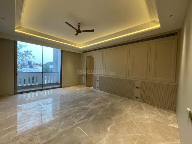5 BHK Independent Builder Floor in Anand Lok for resale New Delhi. The reference number is 20097545