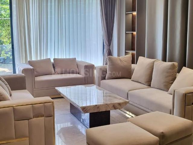 5 BHK Independent Builder Floor in DLF Phase 1 for resale Gurgaon. The reference number is 17051705
