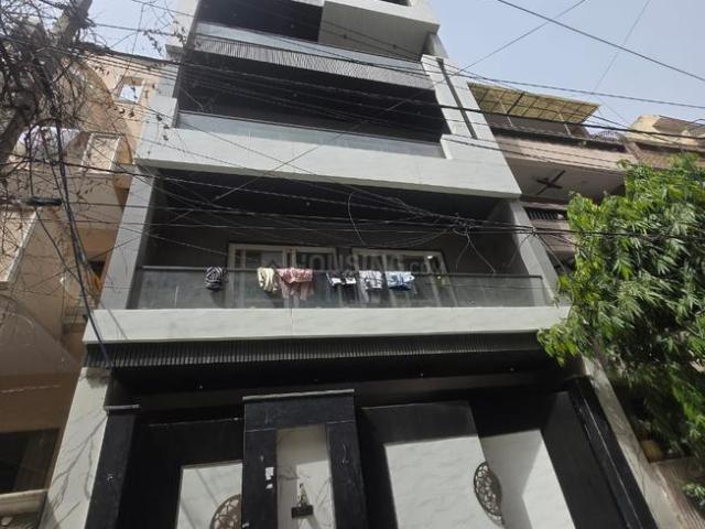 5 BHK Independent Builder Floor in GTB Nagar for resale New Delhi. The reference number is 20779034