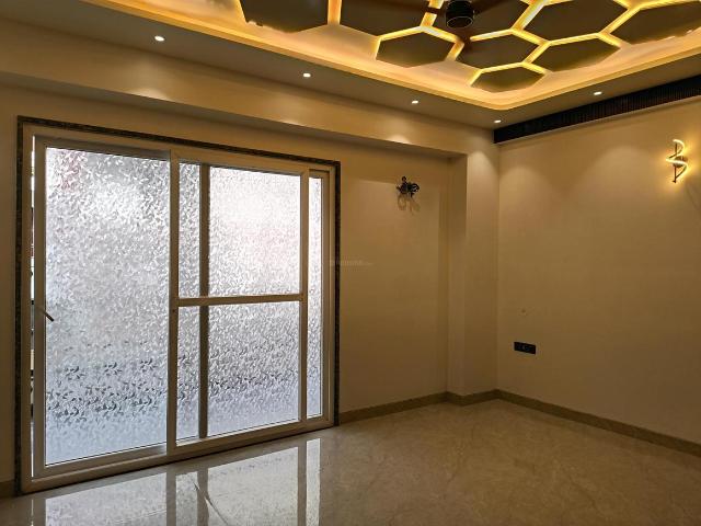 4 BHK Independent Builder Floor in Indirapuram for resale Ghaziabad. The reference number is 20717563