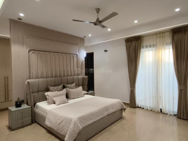 5 BHK Independent Builder Floor in Indirapuram for resale Ghaziabad. The reference number is 20754620