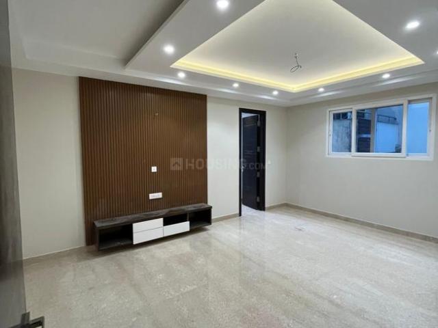5 BHK Independent Builder Floor in Janakpuri for rent New Delhi. The reference number is 19880796