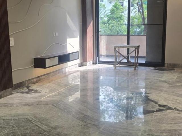 5 BHK Independent Builder Floor in Janakpuri for resale New Delhi. The reference number is 20217869