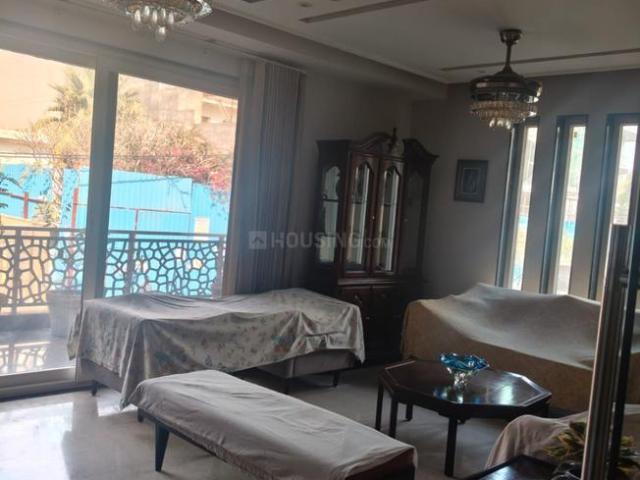 5 BHK Independent Builder Floor in Punjabi Bagh for rent New Delhi. The reference number is 20298174