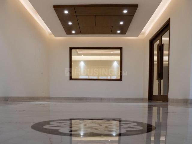 5 BHK Independent Builder Floor in Punjabi Bagh for resale New Delhi. The reference number is 19586658