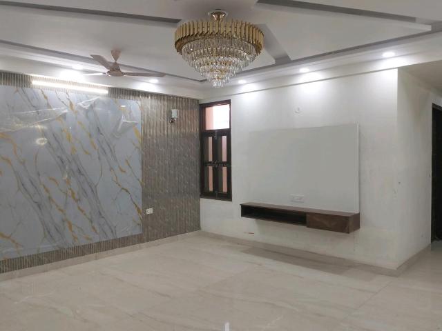 5 BHK Independent Builder Floor in Rajendra Nagar for resale Ghaziabad. The reference number is 19980714