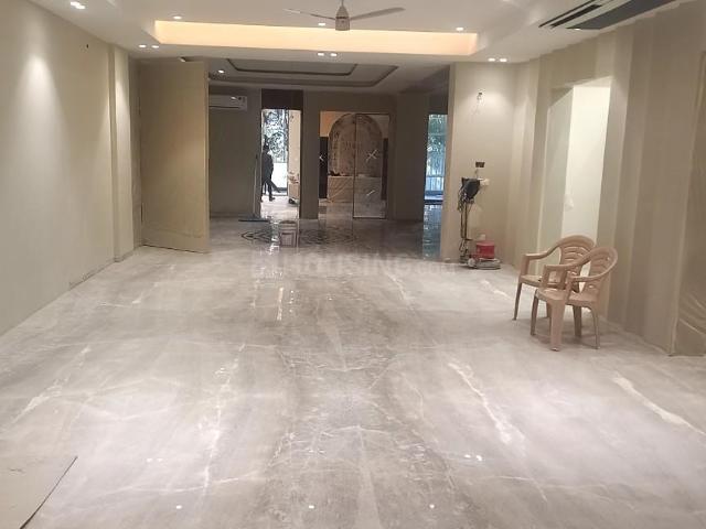 5 BHK Independent Builder Floor in Sector 57 for resale Gurgaon. The reference number is 16034077