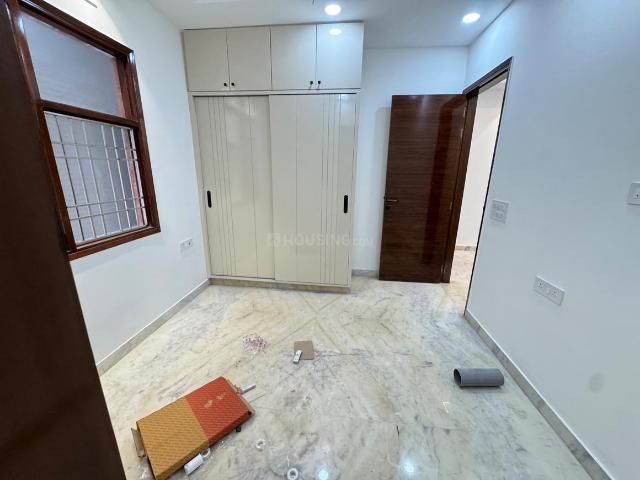 5 BHK Independent Builder Floor in Sector 11 Rohini for resale New Delhi. The reference number is 20538491