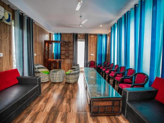 5 BHK Independent Builder Floor in Sector 18 Rohini for resale New Delhi. The reference number is 19710809