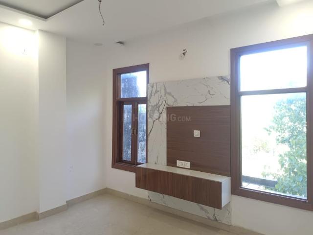5 BHK Independent Builder Floor in Sector 24 Rohini for resale New Delhi. The reference number is 19961660