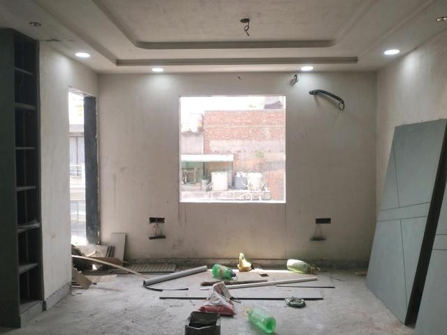 5 BHK Independent Builder Floor in Sector 24 Rohini for resale New Delhi. The reference number is 20103210