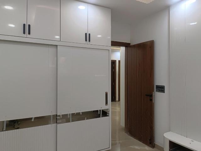4 BHK Independent Builder Floor in Sector 24 Rohini for resale New Delhi. The reference number is 20238727