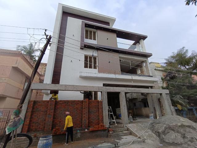 5 BHK Independent House in Valasaravakkam for resale Chennai west. The reference number is 16239017
