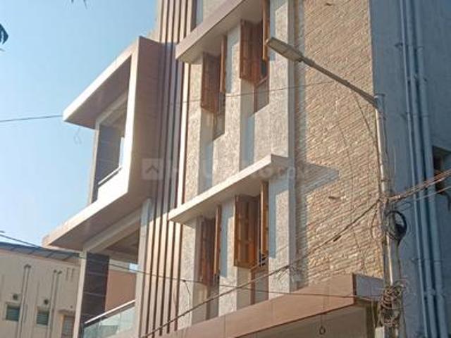 5 BHK Independent House in Valasaravakkam for resale Chennai. The reference number is 13324607