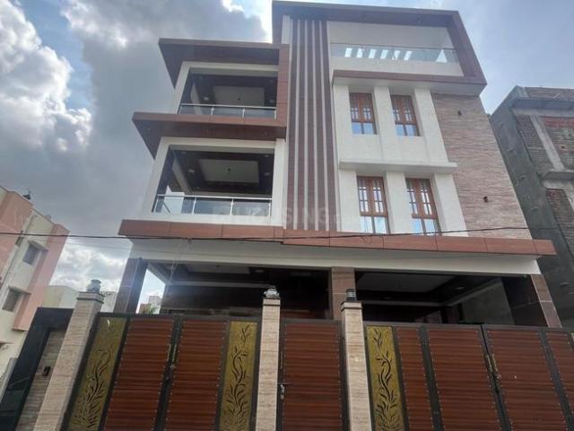 5 BHK Independent House in Valasaravakkam for resale Chennai. The reference number is 16585774