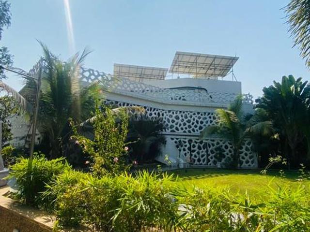 5 BHK Independent House in Adalaj for resale Gandhinagar. The reference number is 19503066