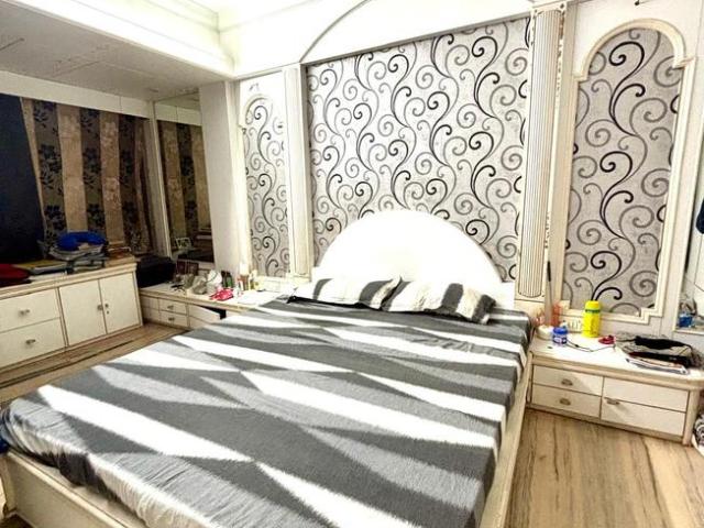 5 BHK Independent House in Andheri West for resale Mumbai. The reference number is 16906111