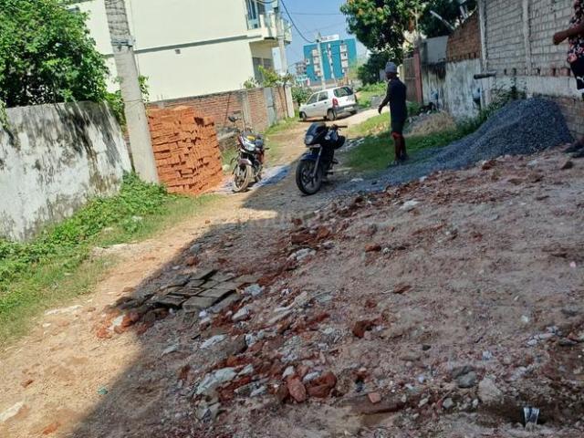 5 BHK Independent House in Ashiana Digha Road for resale Patna. The reference number is 20058104