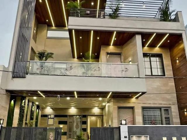 5 BHK Independent House in Ashiyana for resale Lucknow. The reference number is 20735525