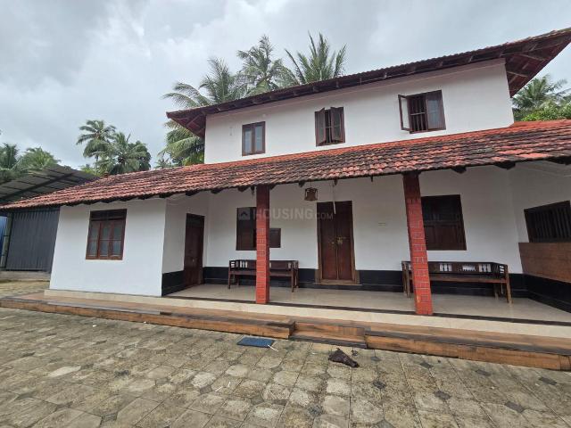 5 BHK Independent House in Chelavoor for rent Kozhikode. The reference number is 20810077