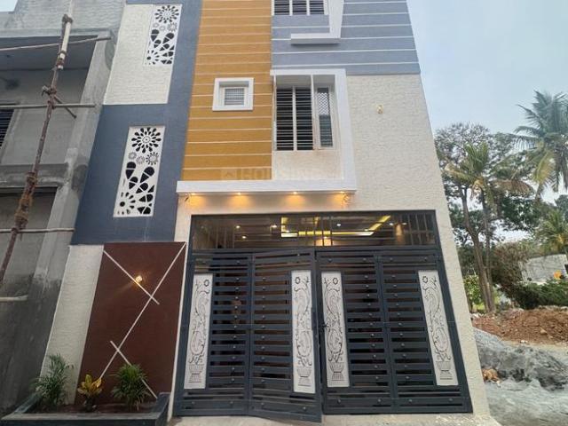 5 BHK Independent House in D Group Employees Layout for resale Bengaluru. The reference number is 20340711