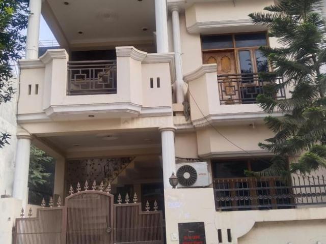 5 BHK Independent House in Gomti Nagar Extension for resale Lucknow. The reference number is 16177965