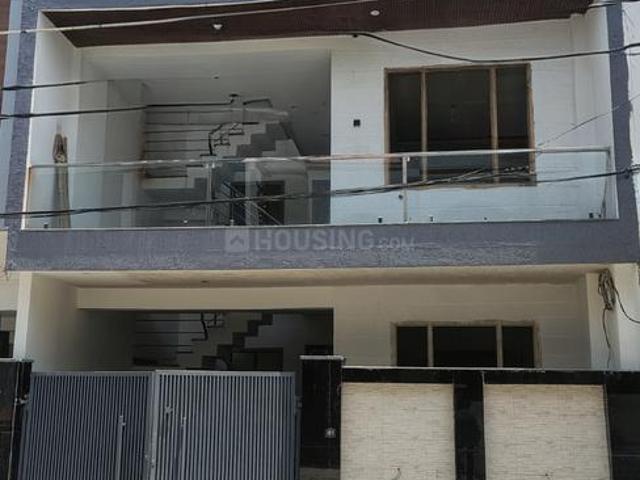 5 BHK Independent House in Gomti Nagar for resale Lucknow. The reference number is 20613532