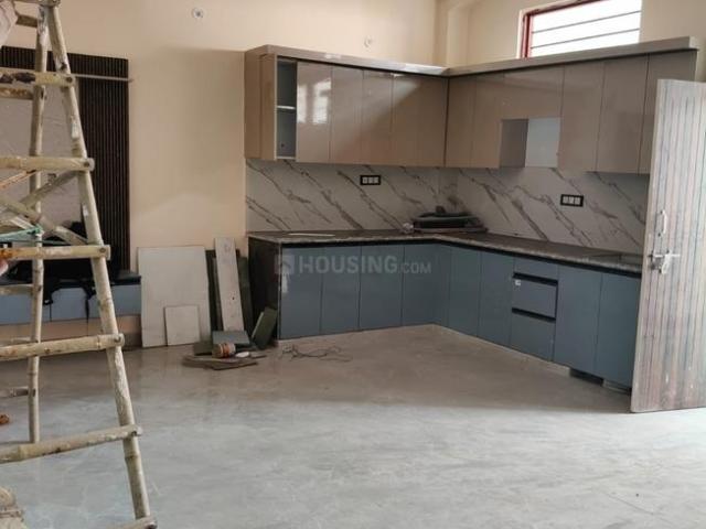 5 BHK Independent House in Govindpuram for resale Ghaziabad. The reference number is 20219765