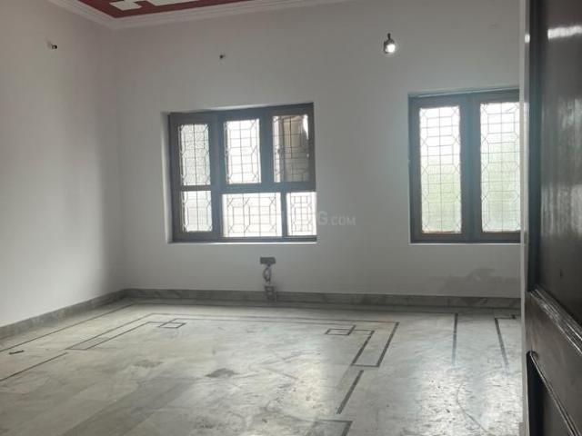 5 BHK Independent House in Indira Nagar for resale Sitapur Road. The reference number is 17733524
