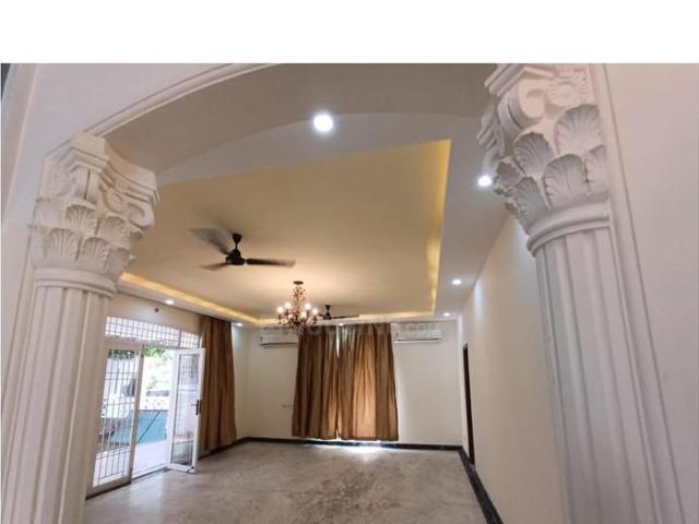 5 BHK Independent House in Injambakkam for resale Chennai. The reference number is 20925117