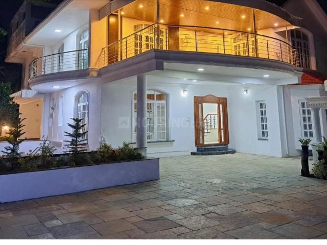 5 BHK Independent House in Injambakkam for resale Chennai. The reference number is 20368461