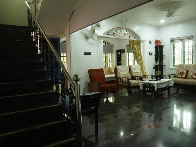 5 BHK Independent House in Irinjalakuda for resale Thrissur. The reference number is 17669487