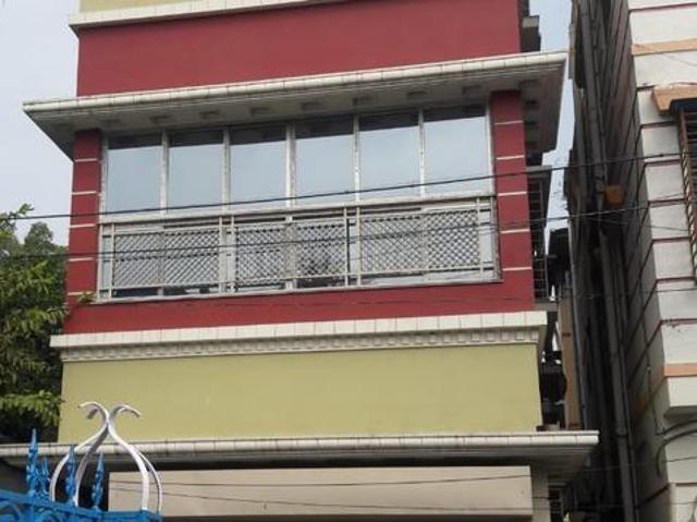 5 BHK Independent House in Jadavpur for resale South Kolkata. The reference number is 17004266