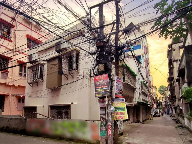 5 BHK Independent House in Keshtopur for resale Kolkata. The reference number is 20795381