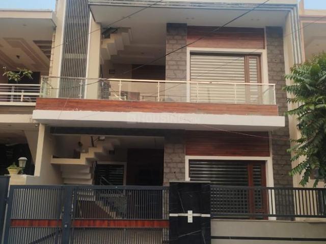 5 BHK Independent House in Kharar for resale Mohali. The reference number is 14975975
