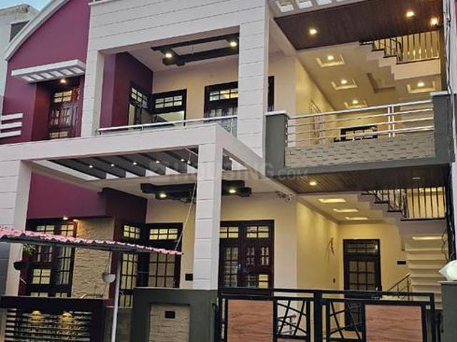 5 BHK Independent House in Krishna Nagar for resale Lucknow. The reference number is 20373274