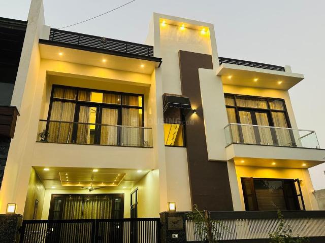 5 BHK Independent House in Lalton Kalan for resale Ludhiana. The reference number is 17443211