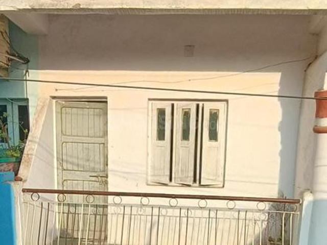 5 BHK Independent House in Maninagar for resale Ahmedabad. The reference number is 10720611