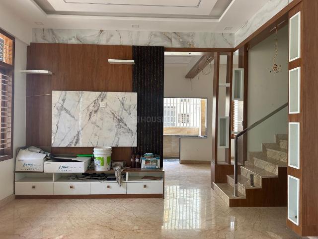 5 BHK Independent House in Mallathahalli for resale Bangalore West. The reference number is 16794345