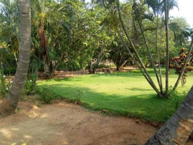 5 BHK Independent House in Neelankarai for resale Chennai. The reference number is 14992989