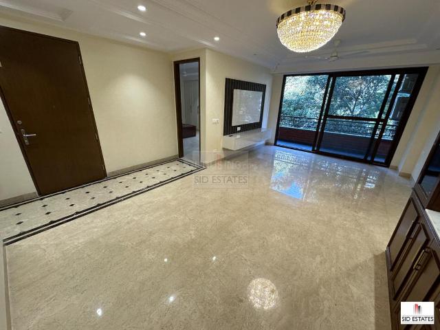 5 BHK Independent House in New Friends Colony for resale New Delhi. The reference number is 20242158